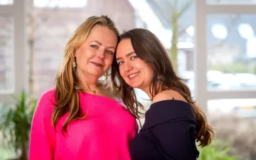 Portretfoto van mascha en maxine 