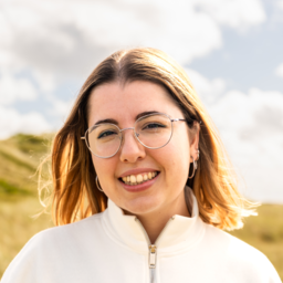 Photo of PhD student Júlia Castellón Teixell