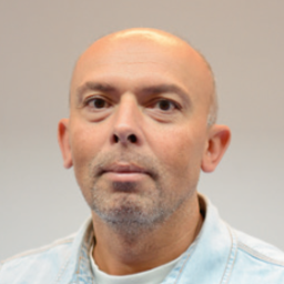 Photo group leader Emile van den Akker