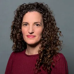 Katja van den Hurk