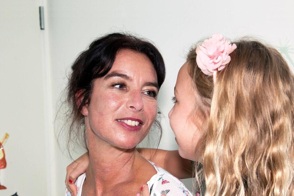 Daniëlle ging voor een routine-ingreep maar had donorbloed nodig om haar leven te redden.