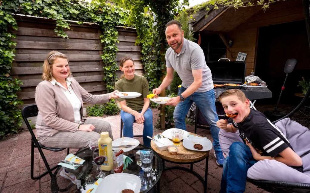 Barbecue met familie 